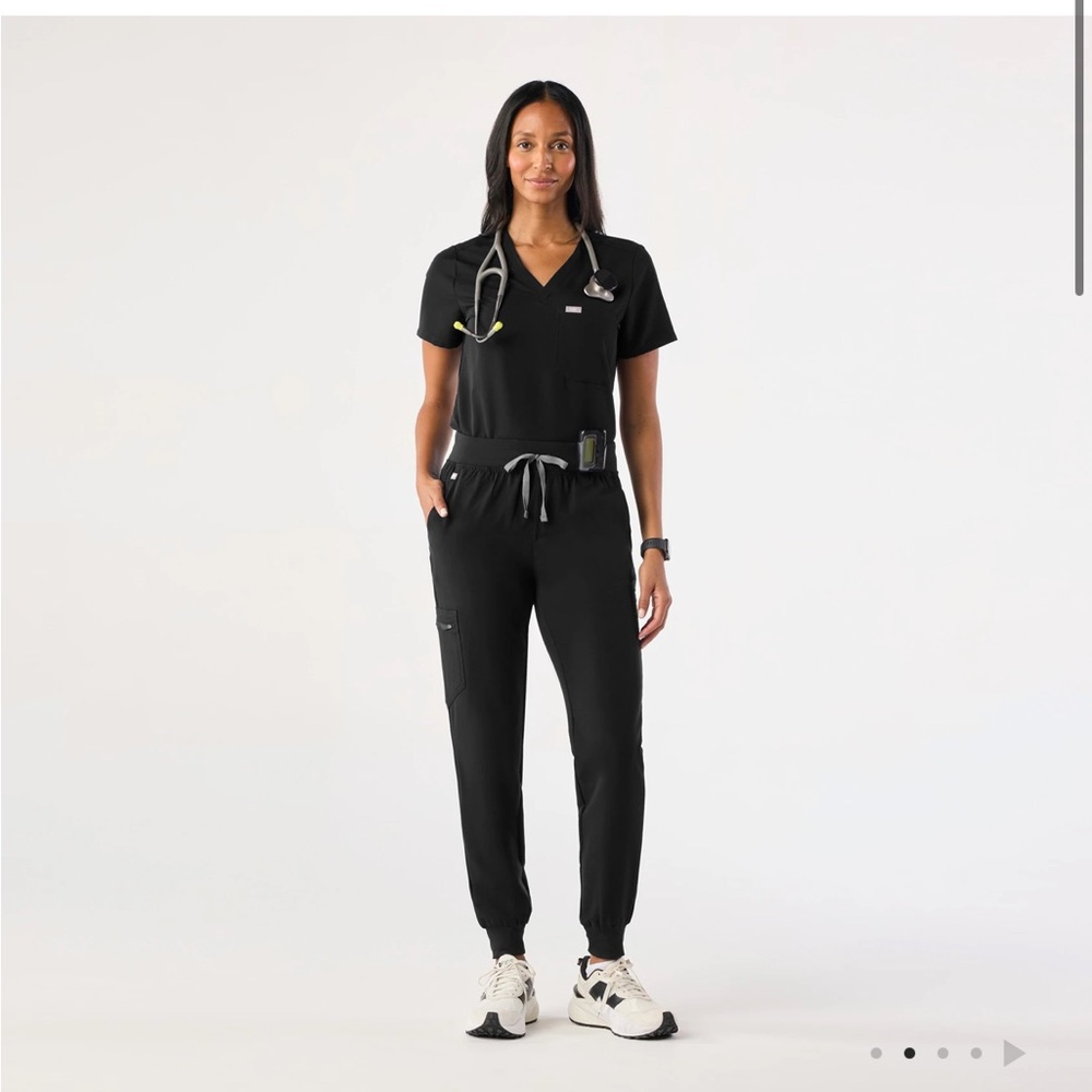 Figs Zamora Jogger Scrub Pants in Black Size M (A5)